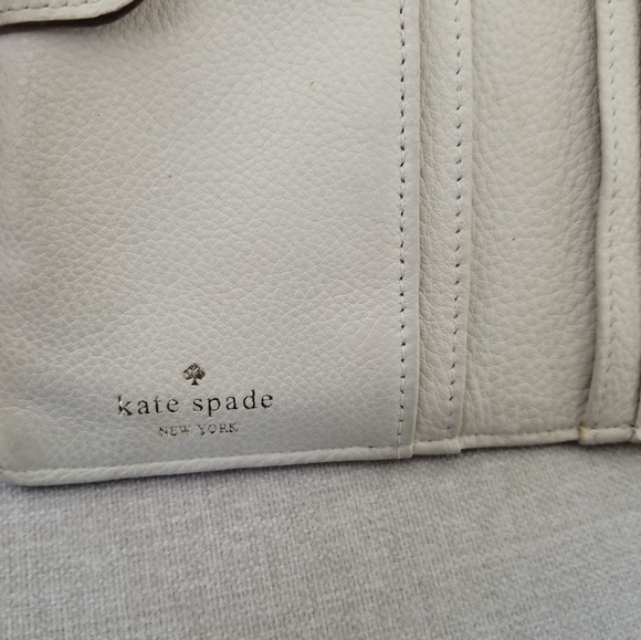 Kate Spade ♠️Wallet - Picture 7 of 8